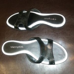 Womans Bloomingdale's shoes